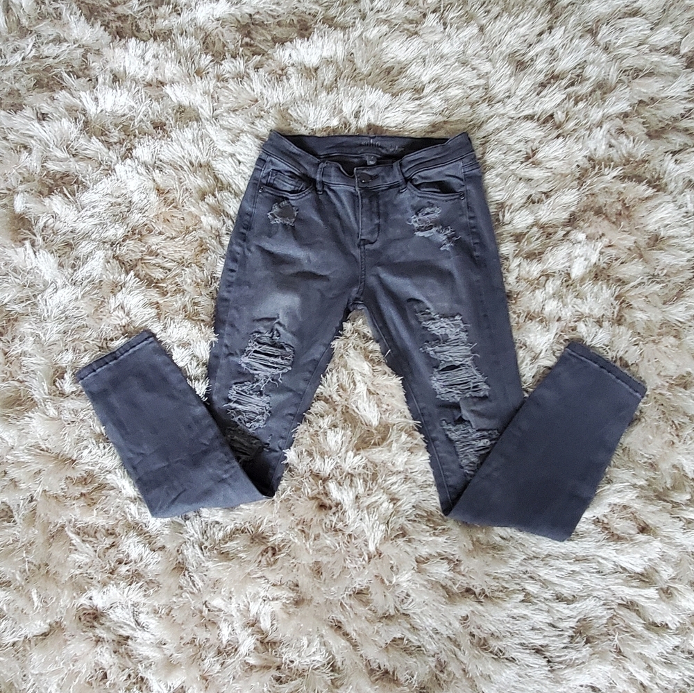 New York & Co SoHo Gray Distressed Ankle Jeans 4